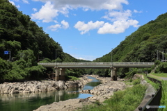 瀬田川に架かる鹿跳橋
