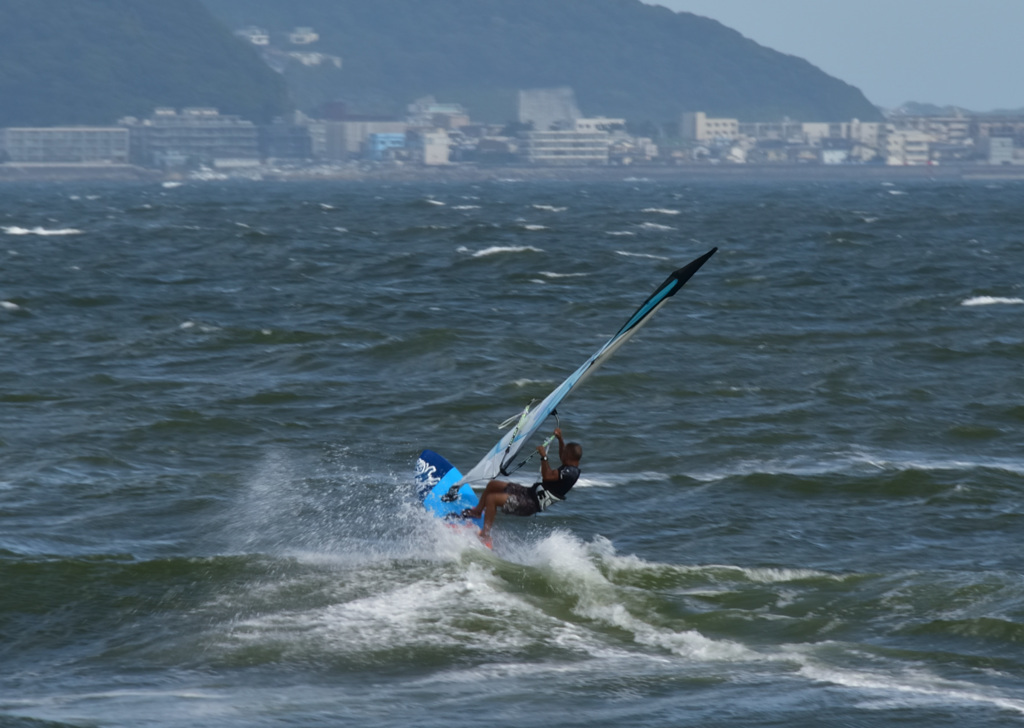 ウインドサーフィン