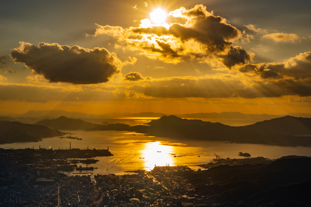 灰ヶ峰からの夕景