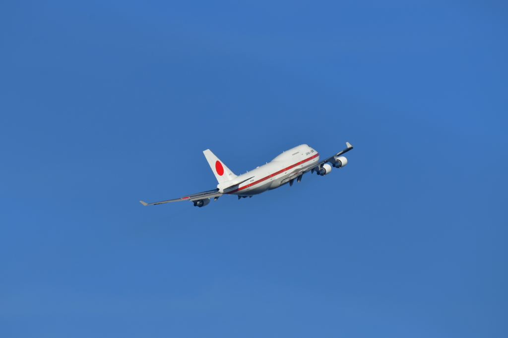 大空に向かって
