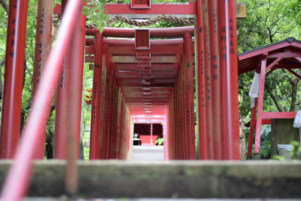 烏森稲荷神社