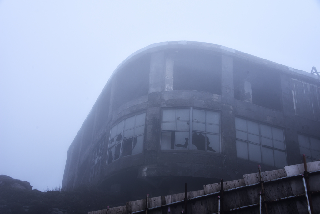 廃墟