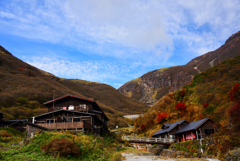 山中の温泉