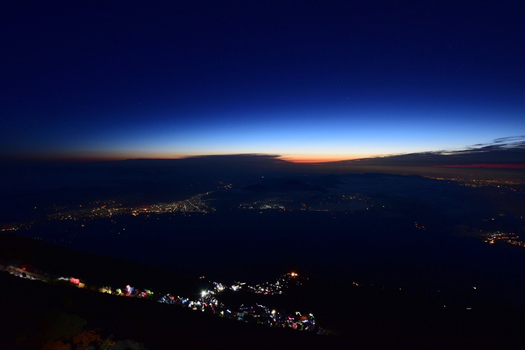 夜明け