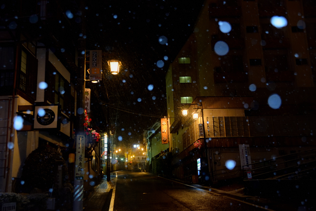 雪降る街