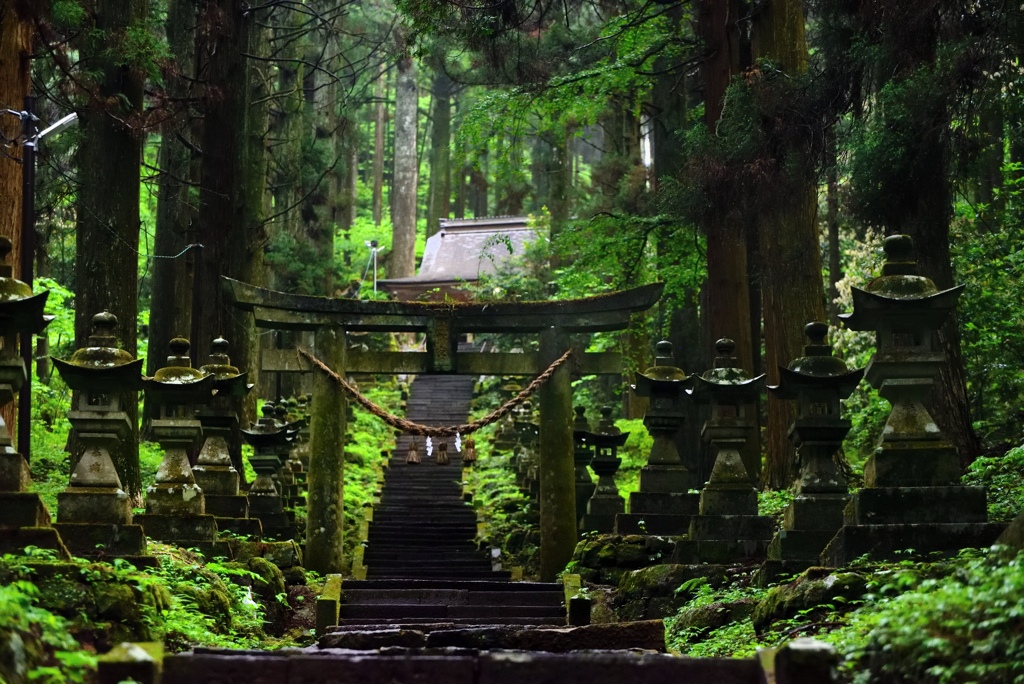 上色見熊野座神社
