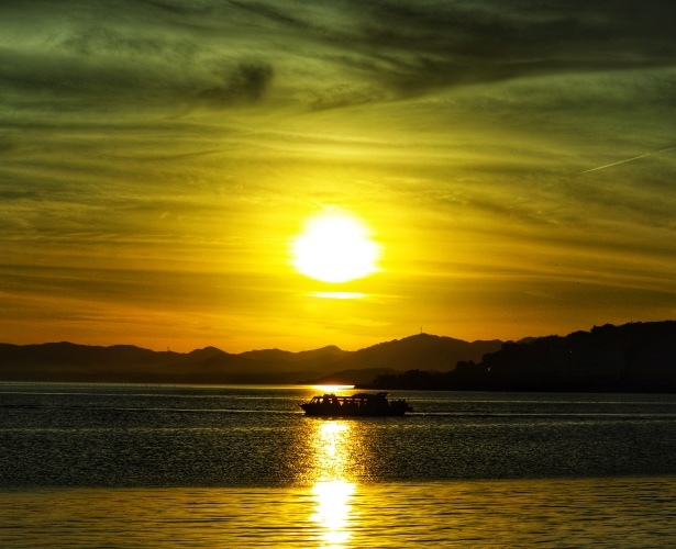 3436D872-93F7-4AE7-81D4-EF32C2EA9EC2