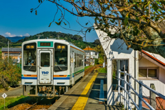 尾奈駅