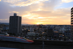 仙台市　夕景　４　こまちと共に