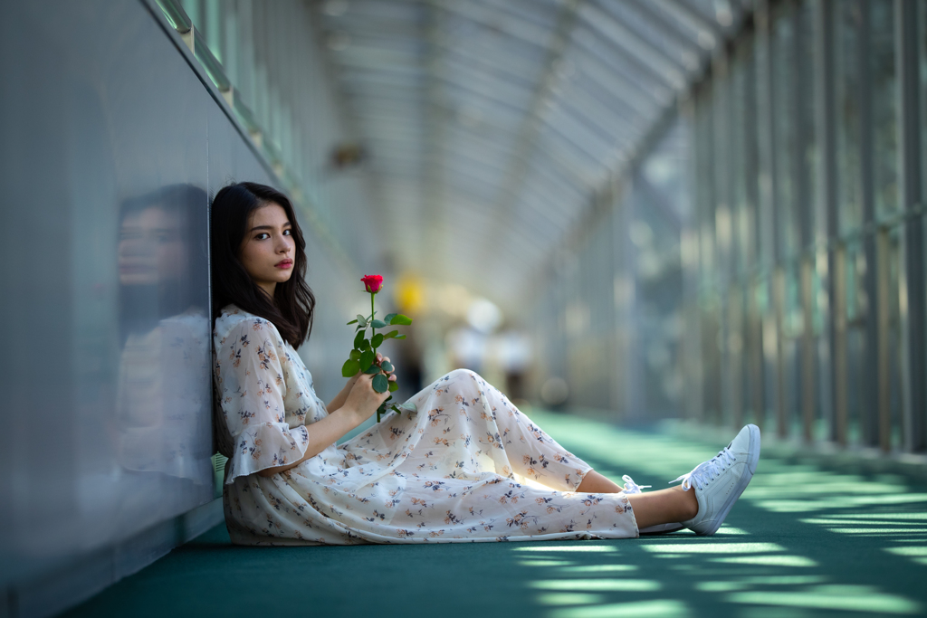 華