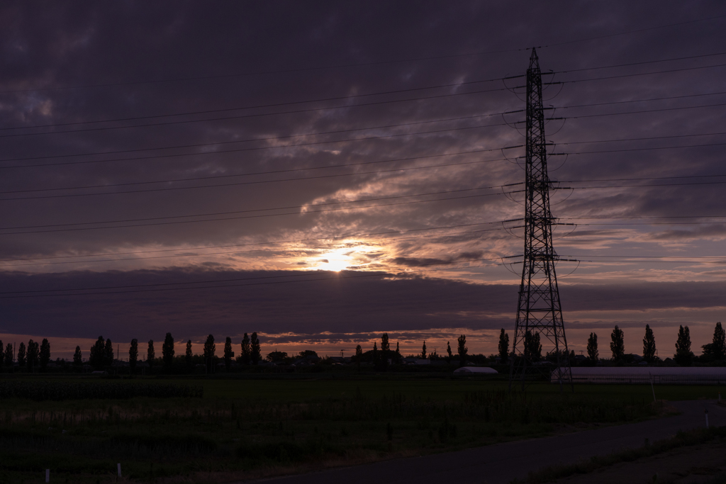 習作2 鉄塔と夕焼け