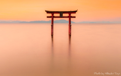 琵琶湖の夏朝時間 ～空色の移ろいに湖面も染まる瞬(とき)～