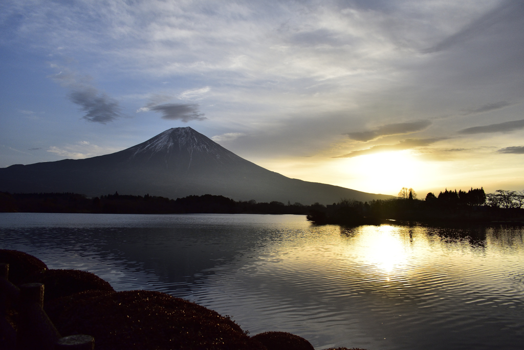 田貫湖の朝