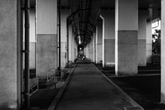 高架下