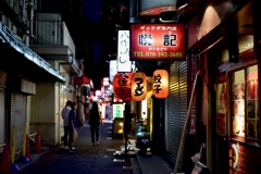三宮　高架下