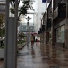 雨の日の歩道（2）