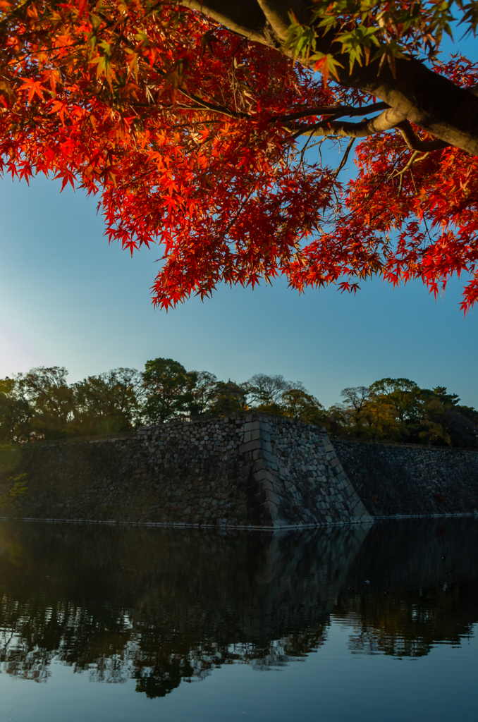 お城の紅葉１