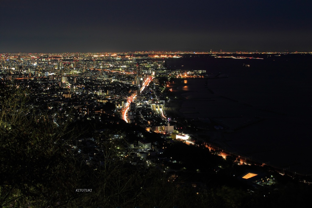 須磨の夜（東）