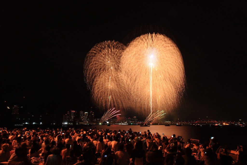令和みなとこうべ海上花火大会　10