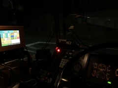 夜の運転席