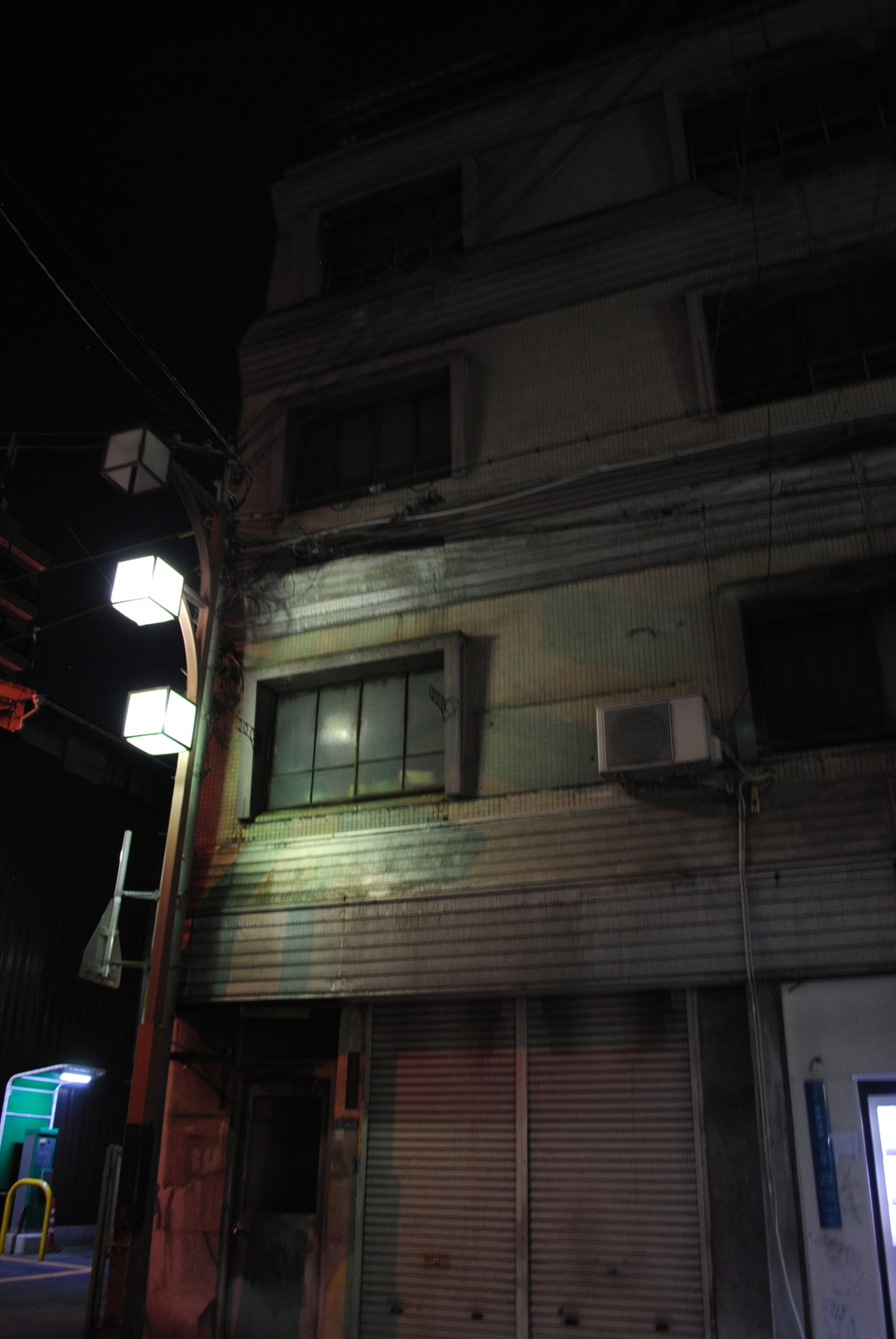 静かな夜更け