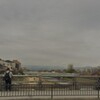 街中の光景 ～川を眺める～