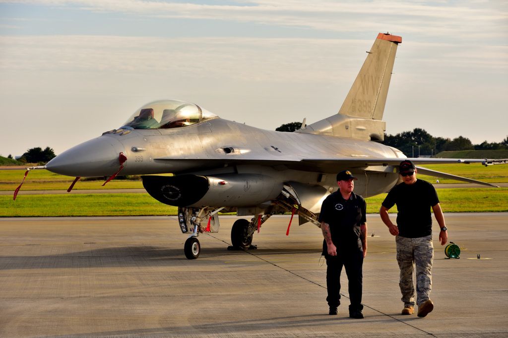 PACAF F-16 Demo Team