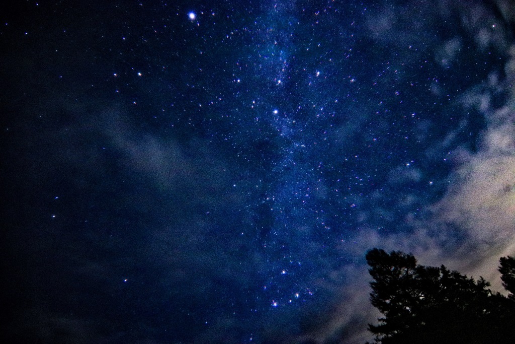 曇りの日の星空 By Sakaki1610 Id 写真共有サイト Photohito