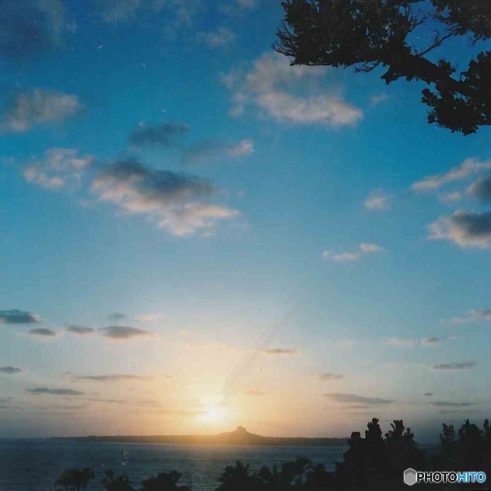 伊江島と夕日