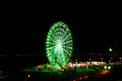 夜の観覧車