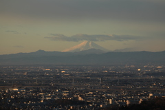 雲のたなびく富士山
