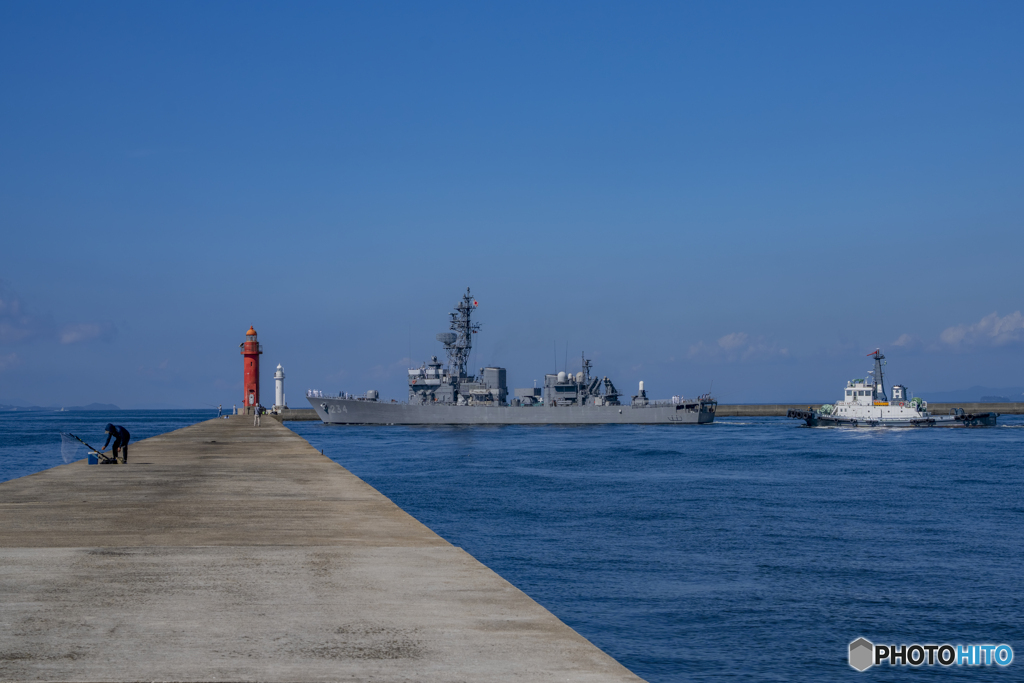護衛艦「とね」出港③