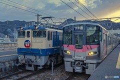 サロンカー富士②