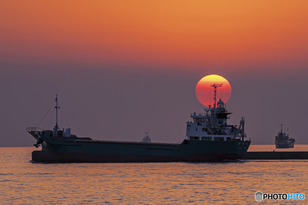 船と夕日②