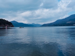 静 寂  
