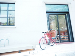 赤い自転車