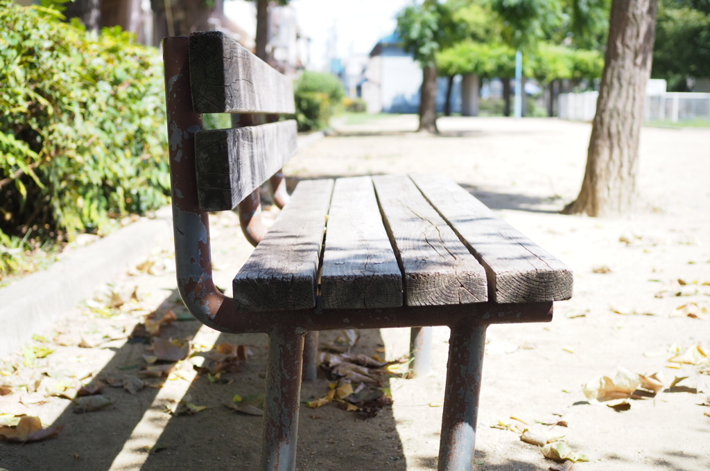 公園のベンチ