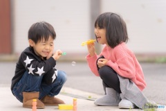 仄々と