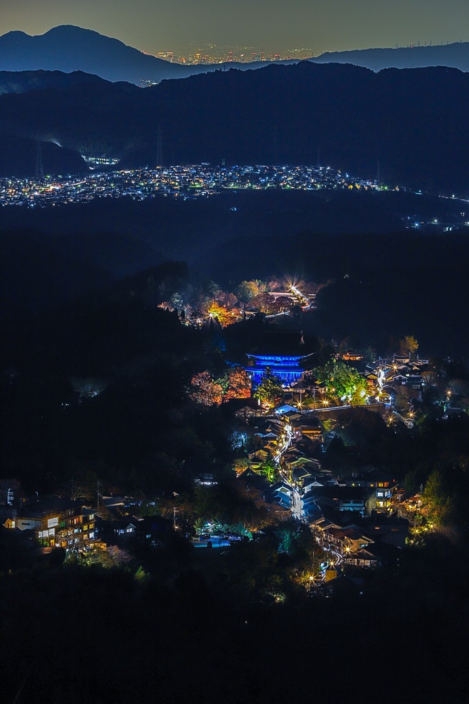 ブルーライト金峯山寺