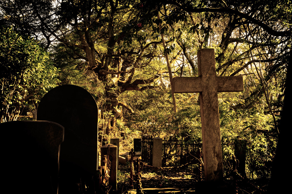 横浜外国人墓地 04　Cross