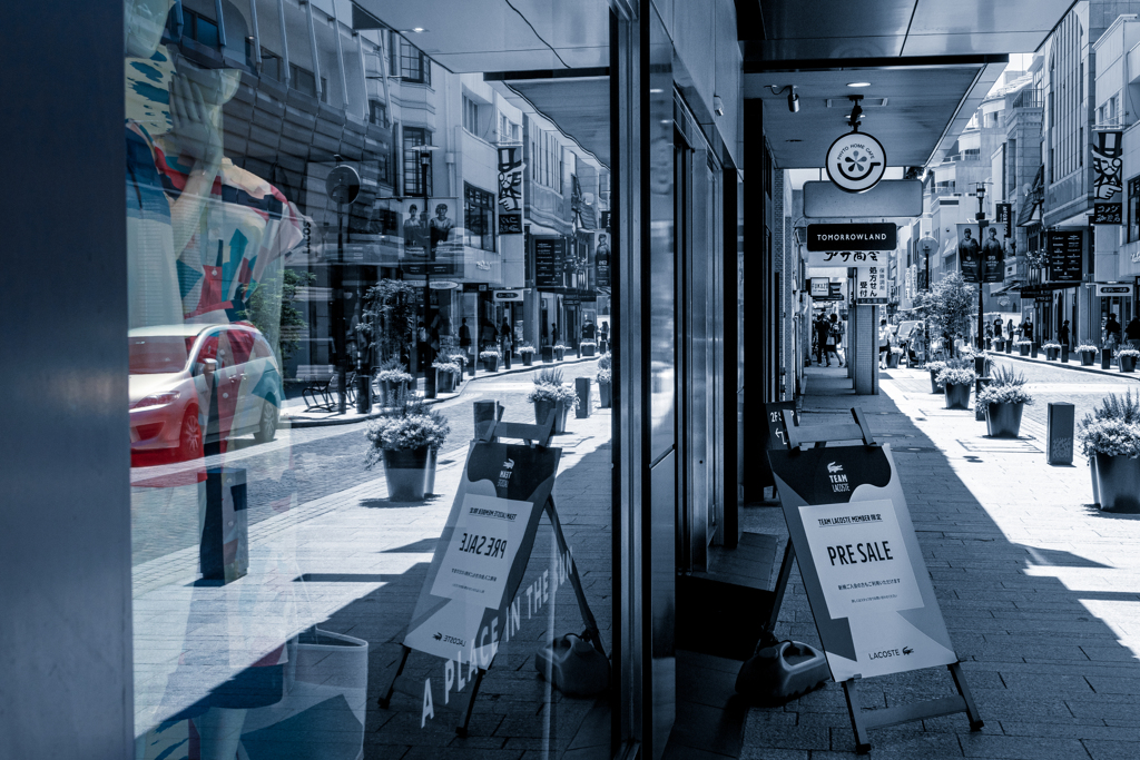 Reflection 反転する街