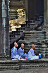 អង្គរវត្ត,：Angkor Wat 13　十字回廊での祈り