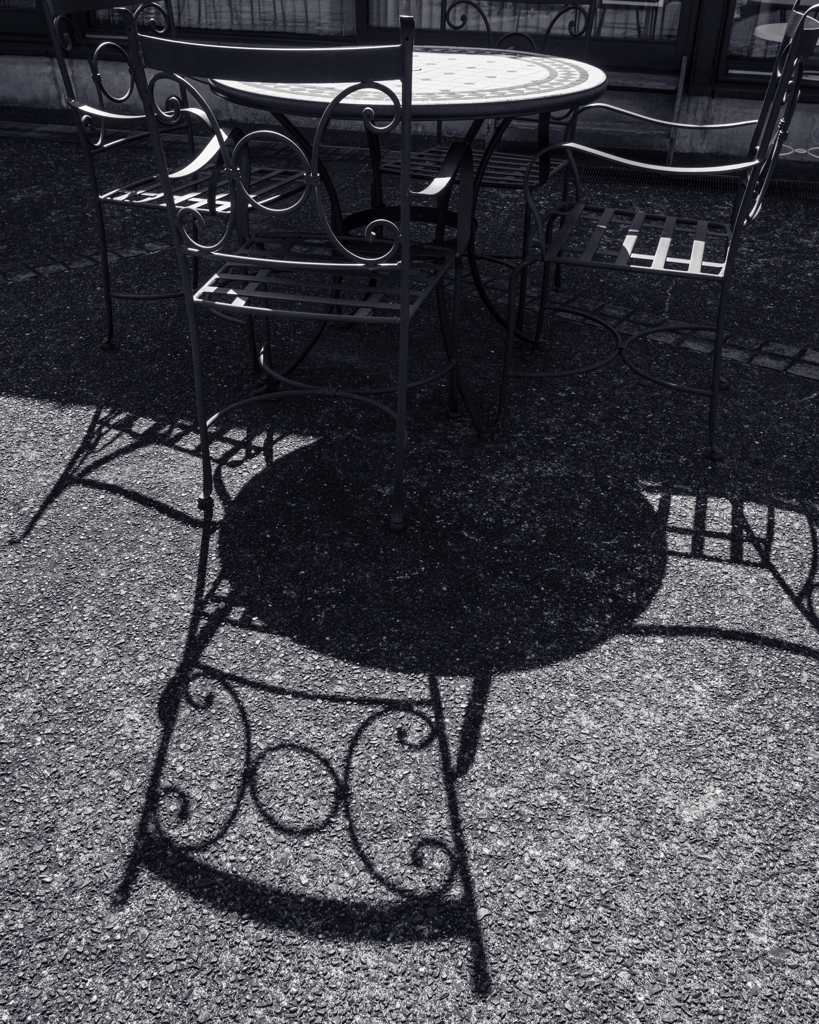 Shadow　テラス席