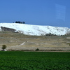 Pamukkale 01　遠望する石灰棚