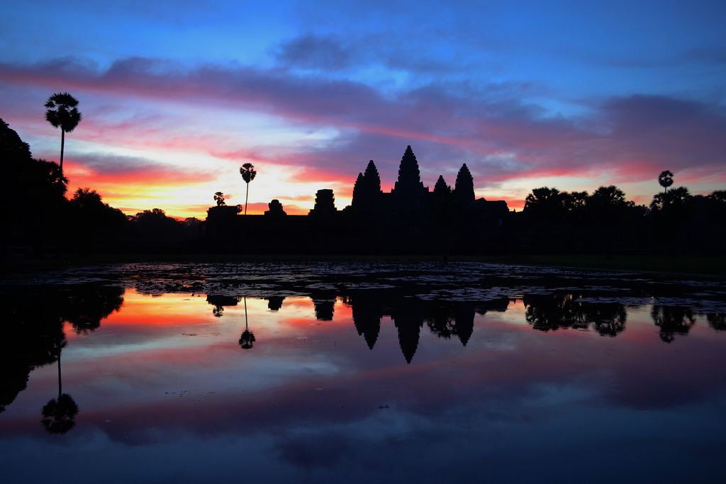 អង្គរវត្ត,：Angkor Wat 01　夜明け