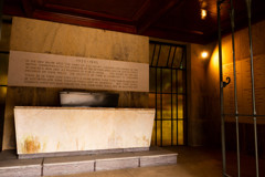 英連邦戦死者墓地 03　納骨堂