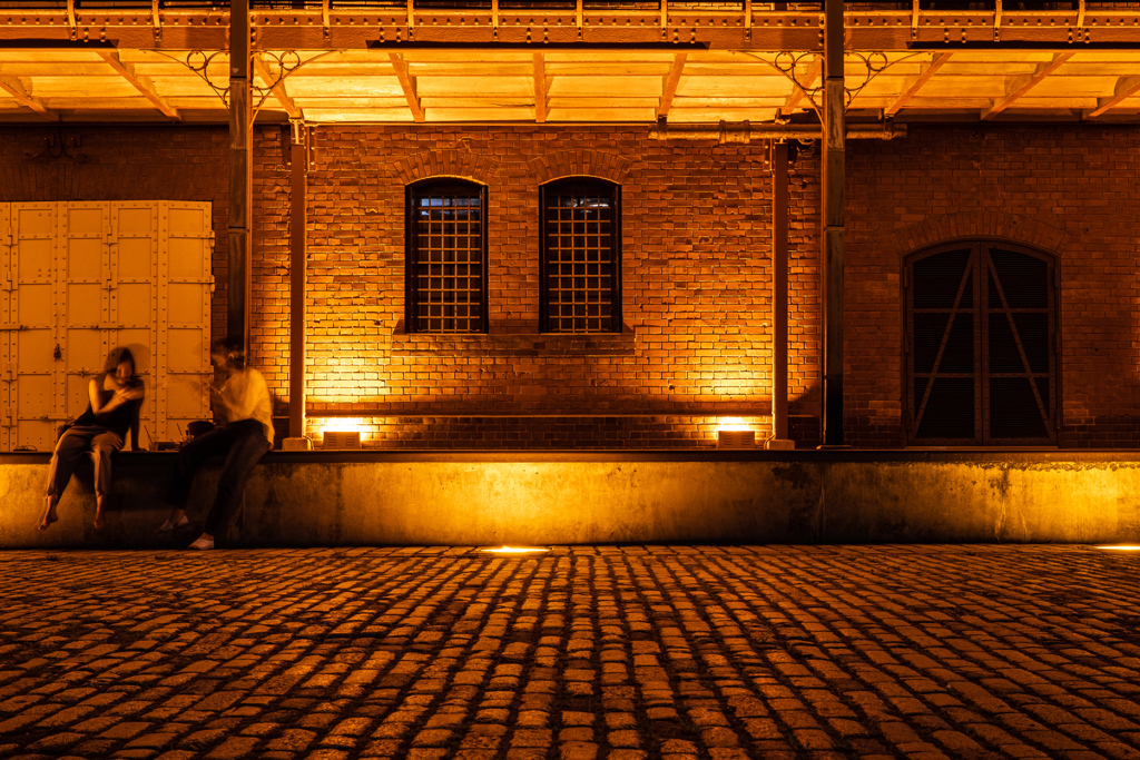 Red brick　窓と扉