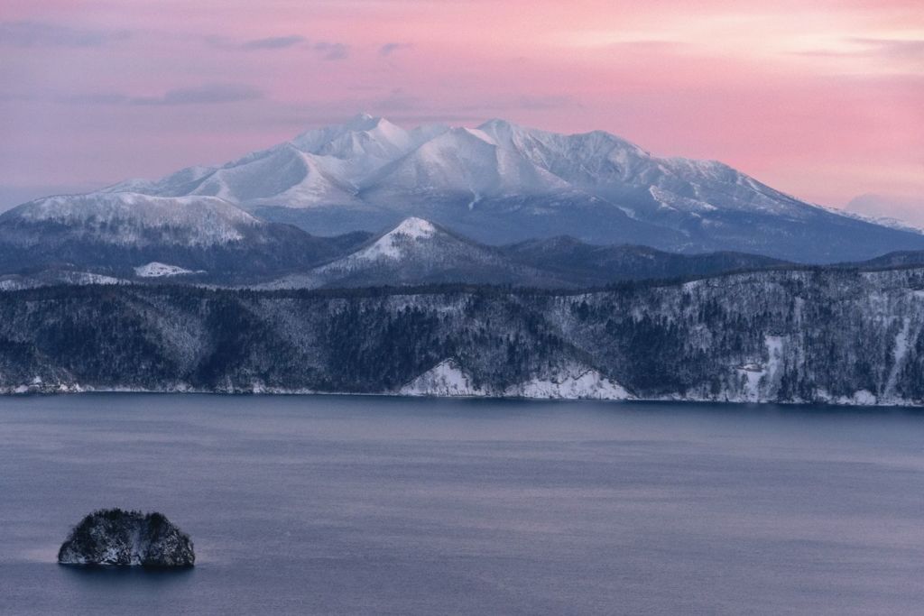 摩周湖の夜明け