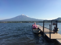 河口湖と富士山