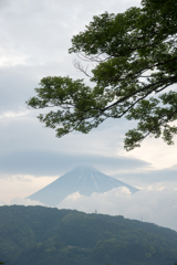 雲隠れの富士④　Dｆ撮影